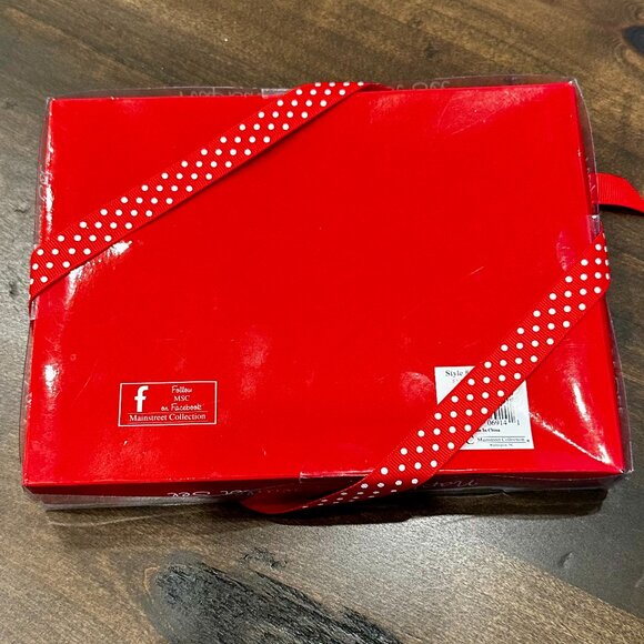 NWT Mainstreet Collection Elf Legs Napkin & Spreader Set - Gift Ready - Picture 2 of 2